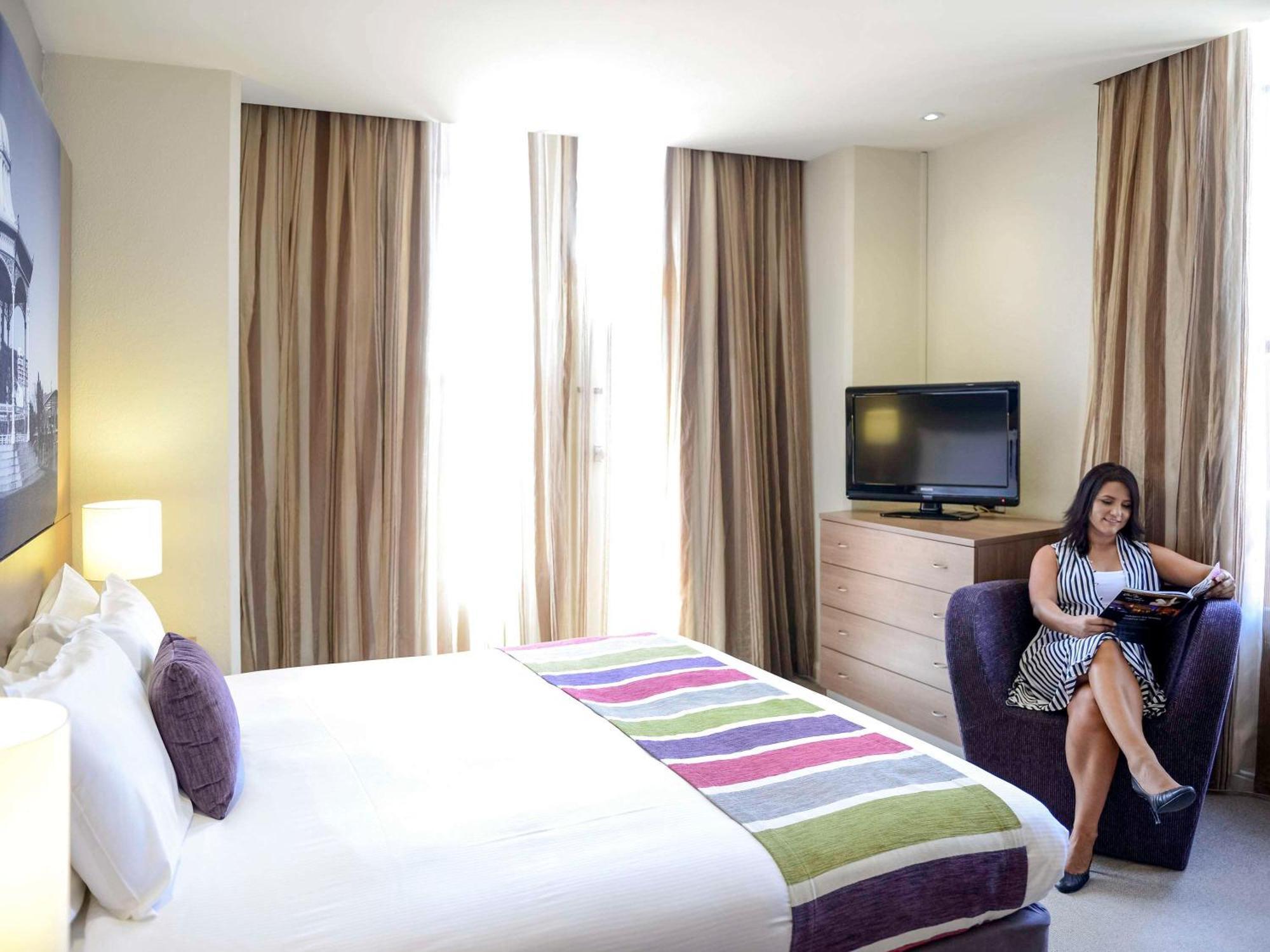 Grosvenor Hotel Аделейд Екстериор снимка