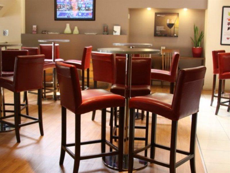 Grosvenor Hotel Аделейд Екстериор снимка