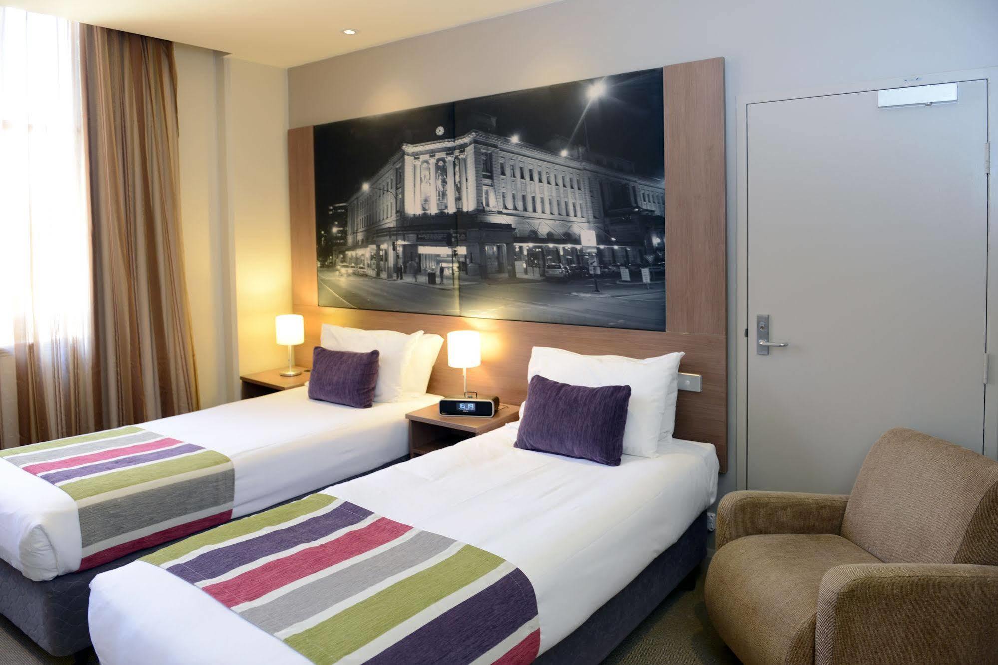 Grosvenor Hotel Аделейд Екстериор снимка